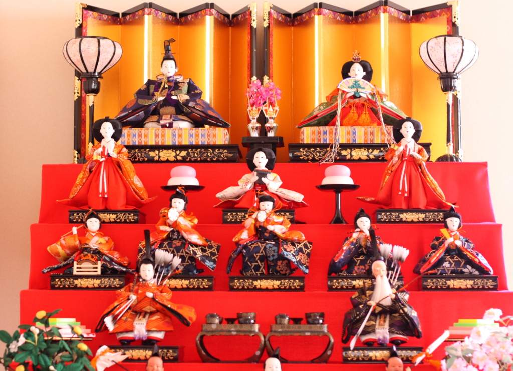 Hinamatsuri hina dolls
