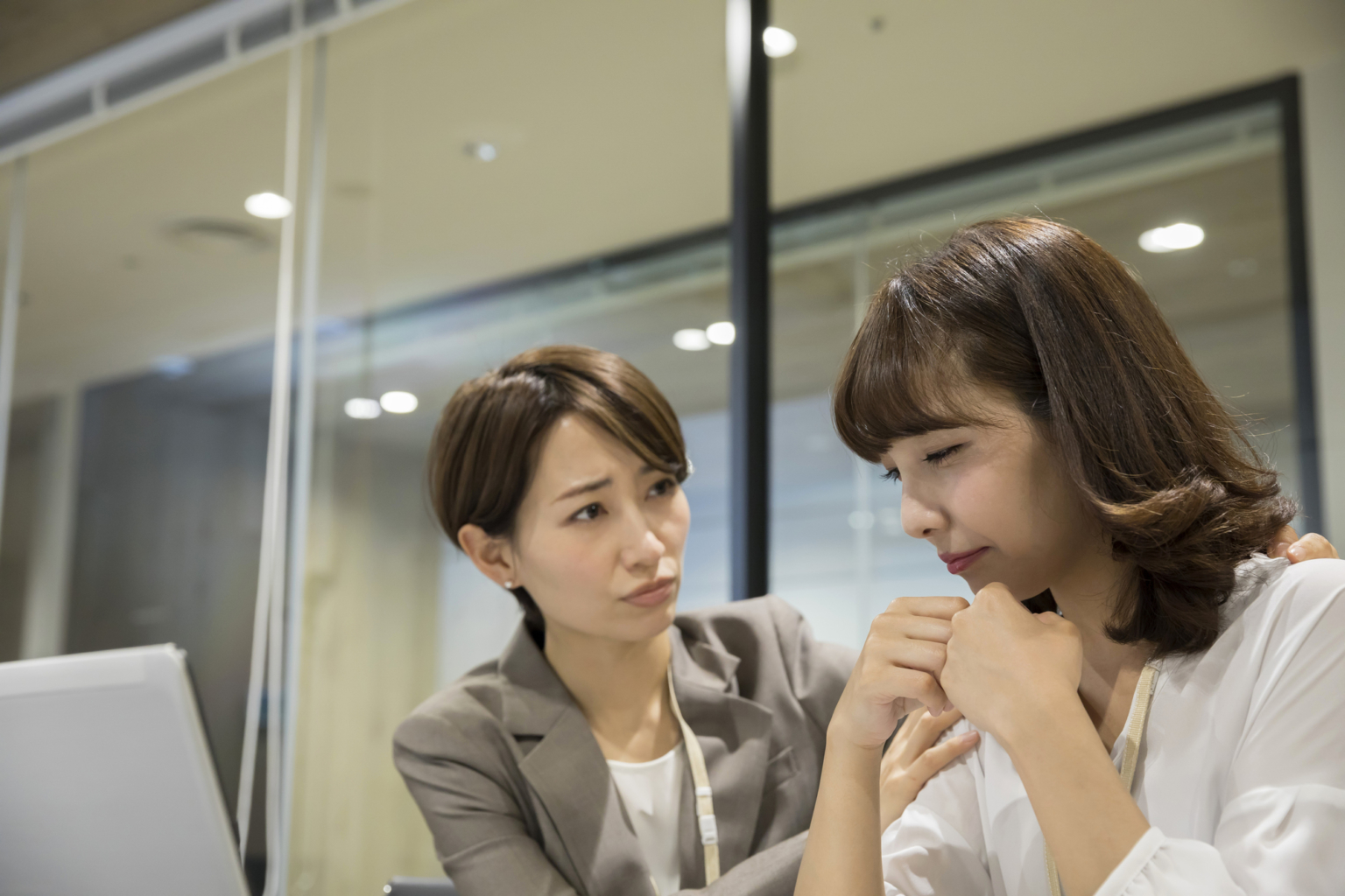 Japanese office. Humiliating Office Lady accident.